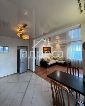 2-к квартира, вторичка, 73м2, 10/16 этаж