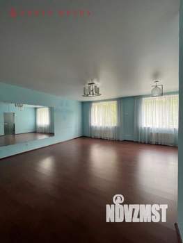 3-к квартира, вторичка, 133м2, 4/4 этаж
