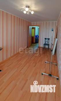 3-к квартира, вторичка, 60м2, 6/9 этаж