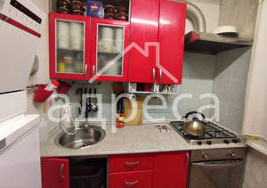 2-к квартира, вторичка, 45м2, 1/4 этаж