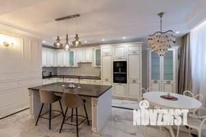 2-к квартира, вторичка, 110м2, 8/9 этаж