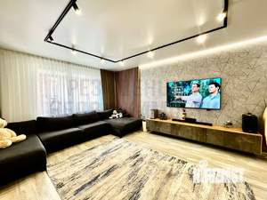4-к квартира, вторичка, 140м2, 9/14 этаж