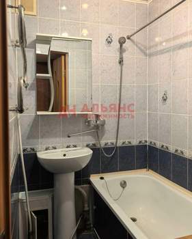 2-к квартира, вторичка, 50м2, 5/5 этаж