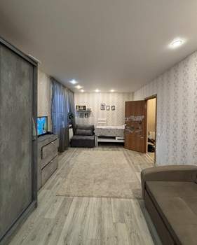 1-к квартира, вторичка, 40м2, 1/4 этаж