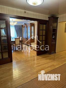 4-к квартира, вторичка, 96м2, 12/18 этаж