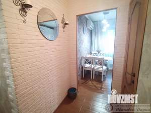 2-к квартира, вторичка, 56м2, 1/10 этаж