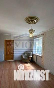 3-к квартира, вторичка, 60м2, 9/9 этаж