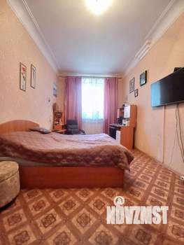 2-к квартира, вторичка, 64м2, 1/3 этаж