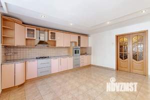 3-к квартира, вторичка, 125м2, 7/10 этаж