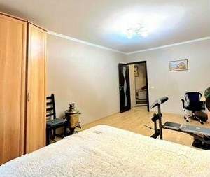 3-к квартира, вторичка, 102м2, 1/10 этаж