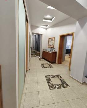 4-к квартира, вторичка, 149м2, 9/9 этаж