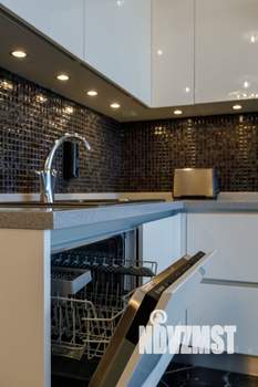4-к квартира, вторичка, 121м2, 15/23 этаж