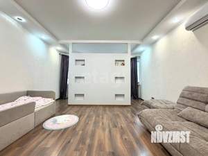 1-к квартира, вторичка, 68м2, 14/19 этаж