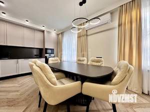2-к квартира, вторичка, 110м2, 2/15 этаж
