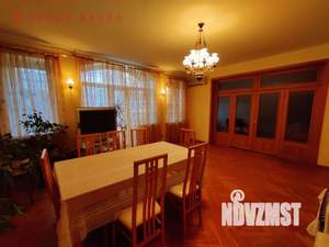 5-к квартира, вторичка, 202м2, 3/5 этаж