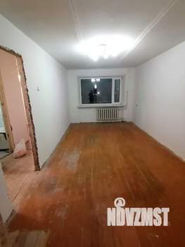 2-к квартира, вторичка, 45м2, 1/5 этаж