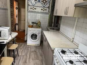 2-к квартира, вторичка, 43м2, 1/9 этаж