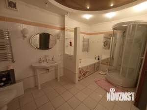 3-к квартира, вторичка, 135м2, 6/9 этаж