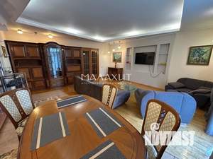 4-к квартира, вторичка, 150м2, 5/9 этаж