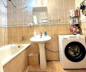 3-к квартира, вторичка, 102м2, 1/10 этаж
