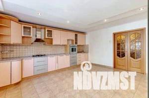 3-к квартира, вторичка, 125м2, 7/16 этаж