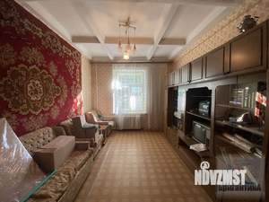 2-к квартира, вторичка, 60м2, 1/4 этаж