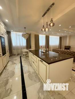 2-к квартира, вторичка, 110м2, 8/9 этаж