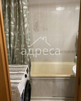 3-к квартира, вторичка, 63м2, 1/9 этаж