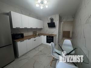 2-к квартира, вторичка, 68м2, 18/27 этаж