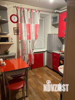 2-к квартира, вторичка, 37м2, 1/5 этаж