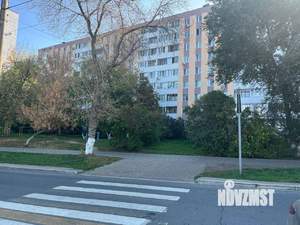 3-к квартира, вторичка, 58м2, 1/9 этаж