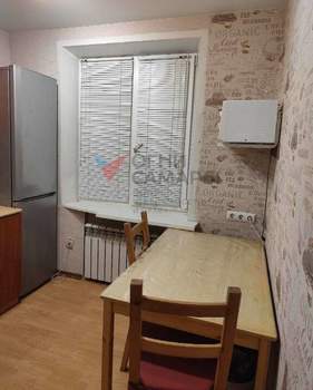 2-к квартира, вторичка, 43м2, 1/5 этаж