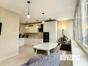 2-к квартира, вторичка, 70м2, 12/25 этаж