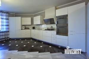 3-к квартира, вторичка, 124м2, 7/9 этаж